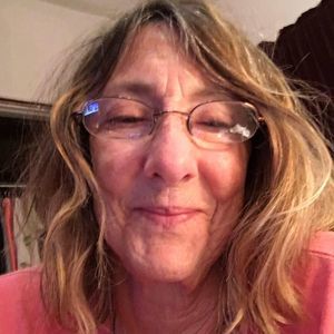 Meet your Posher, Sharon